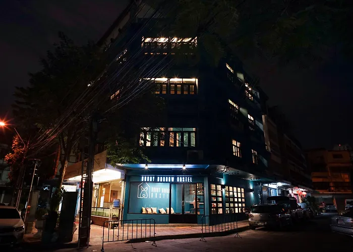 Bunny Burrow Hostel Bangkok